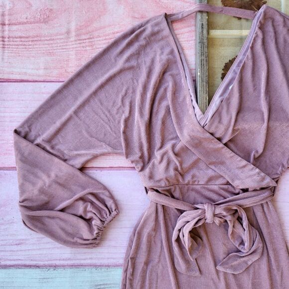 Petal & Pup Dusty Rose Pink Qasem Surplice Fitted Bodycon Mini Dress 10US - Picture 7 of 11